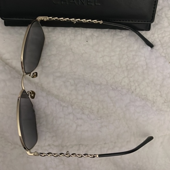 Chanel 2023 Sunglasses brand new 100% Authentic comes with everything.. - Picture 2 of 10